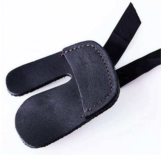 Archery Leather Finger Tab Hunting Shooting Bow Protection Gear R / L Hand