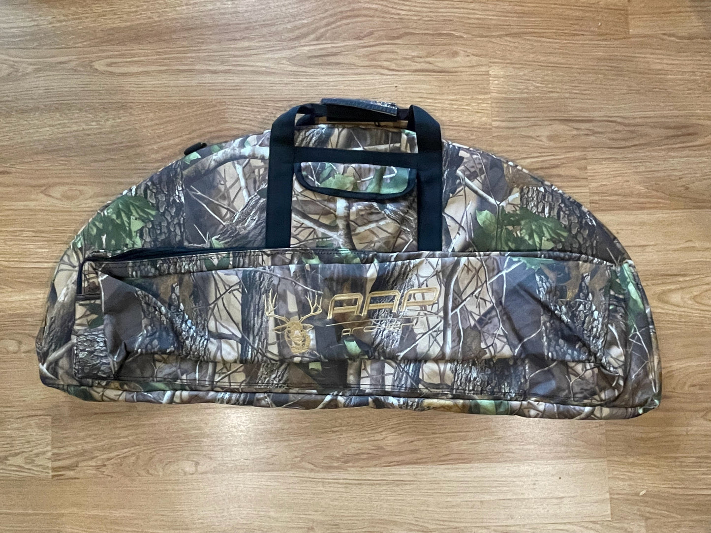 Compound Bow bag Archery Arrows Carry Bag Case with ARROW HOLDER Black/Camo