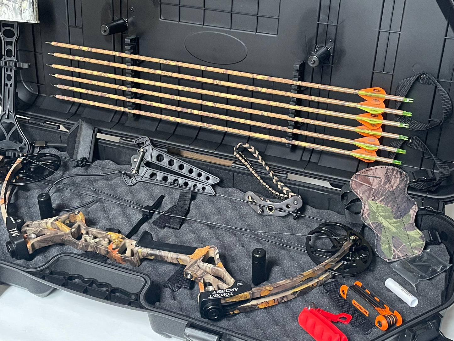 TP M1 15-70LB COMPOUND BOW ARROW HUNTING TARGET ARCHERY CNC Hard Case