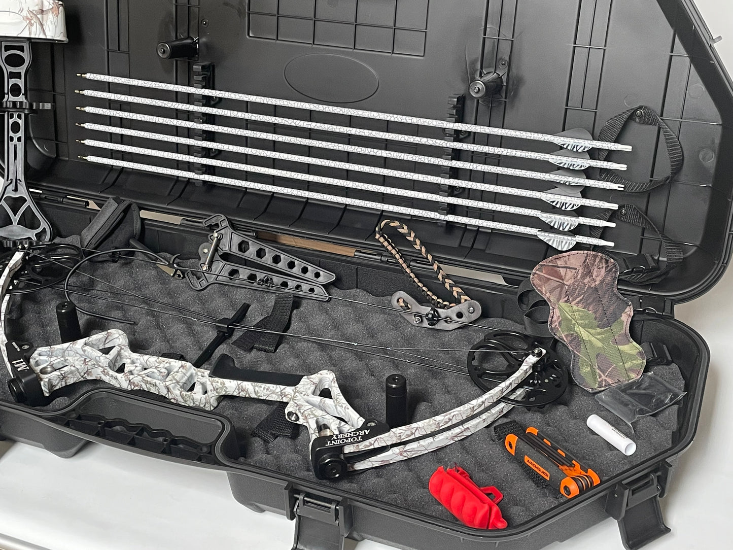 TP M1 15-70LB COMPOUND BOW ARROW HUNTING TARGET ARCHERY CNC Hard Case